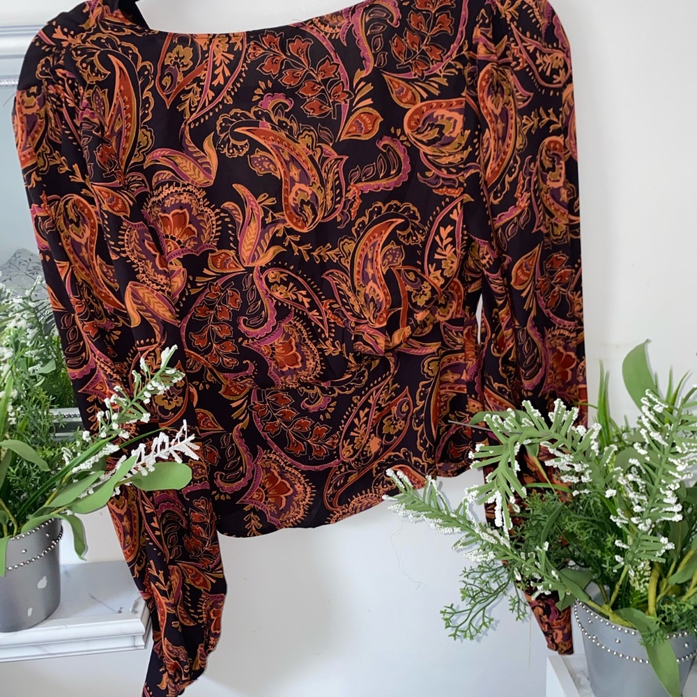 Floral blouse - Picture 3 of 3